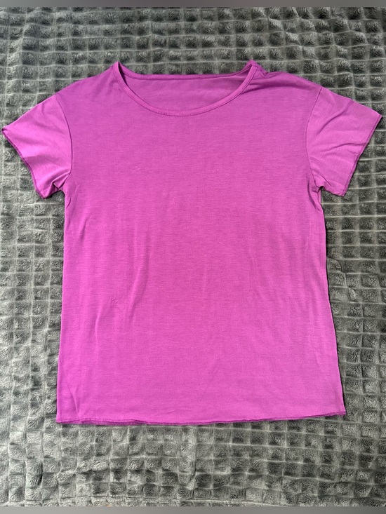 Tops - 3/$15 NWOT Women’s Small Simple Crewneck Tee - Bright Fushia Purple (B2)